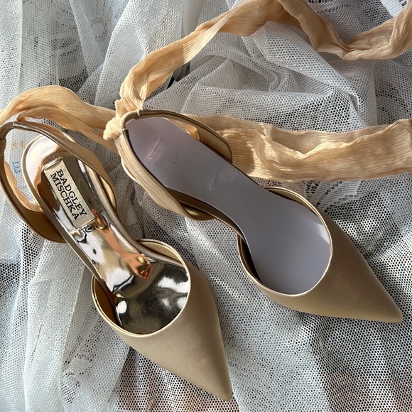Badgley Mischka Blaze Satin Bow Stilettos in Latte - Picture 5 of 7